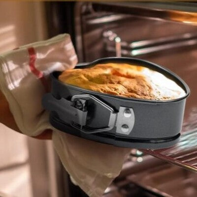 Le moule à charnière - cœur est un gagne-temps dans votre cuisine.