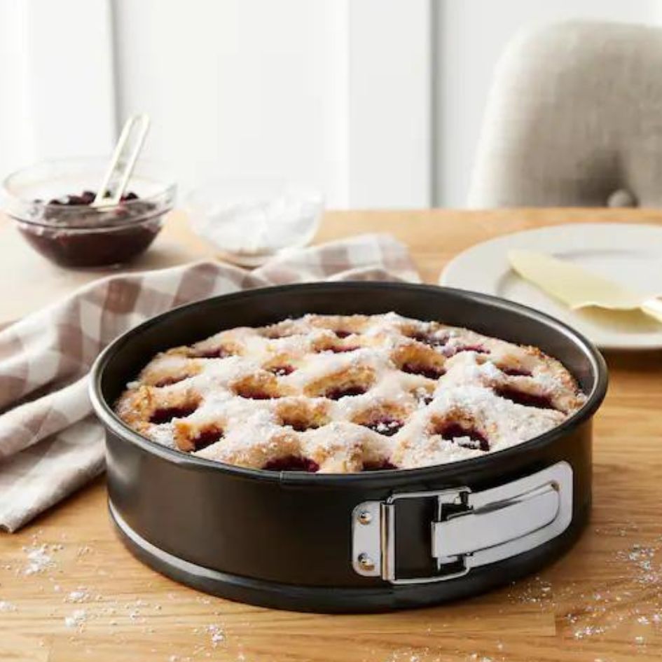 Moule à charnière s'utilise pour tous type de gâteaux